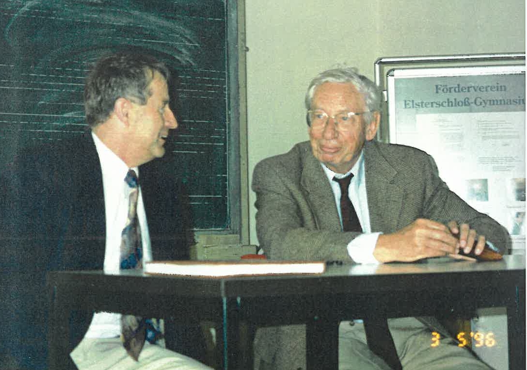 Thilo Koch beim Frderverein mit Ernst Schmied